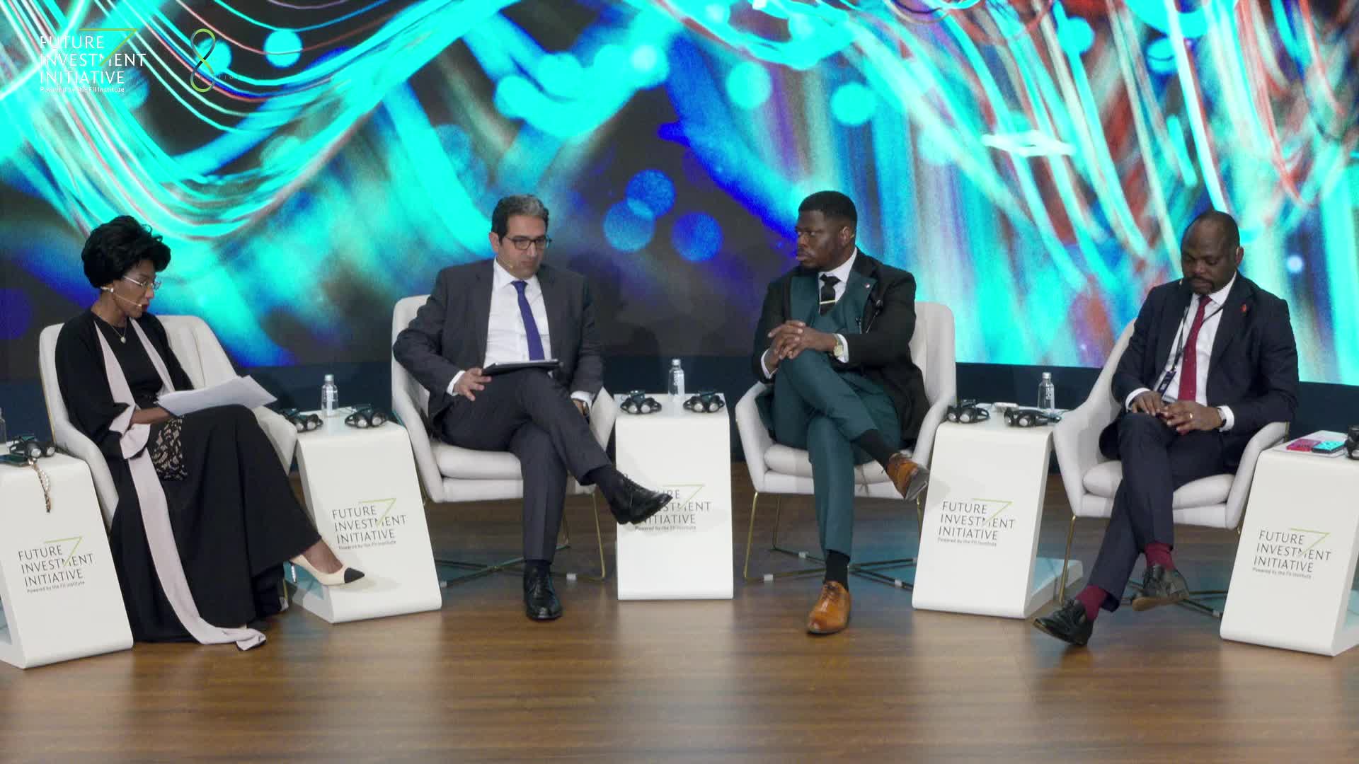 WHAT TRENDS ARE EMPOWERING AFRICA&rsquo;S YOUNG ENTREPRENEURS?