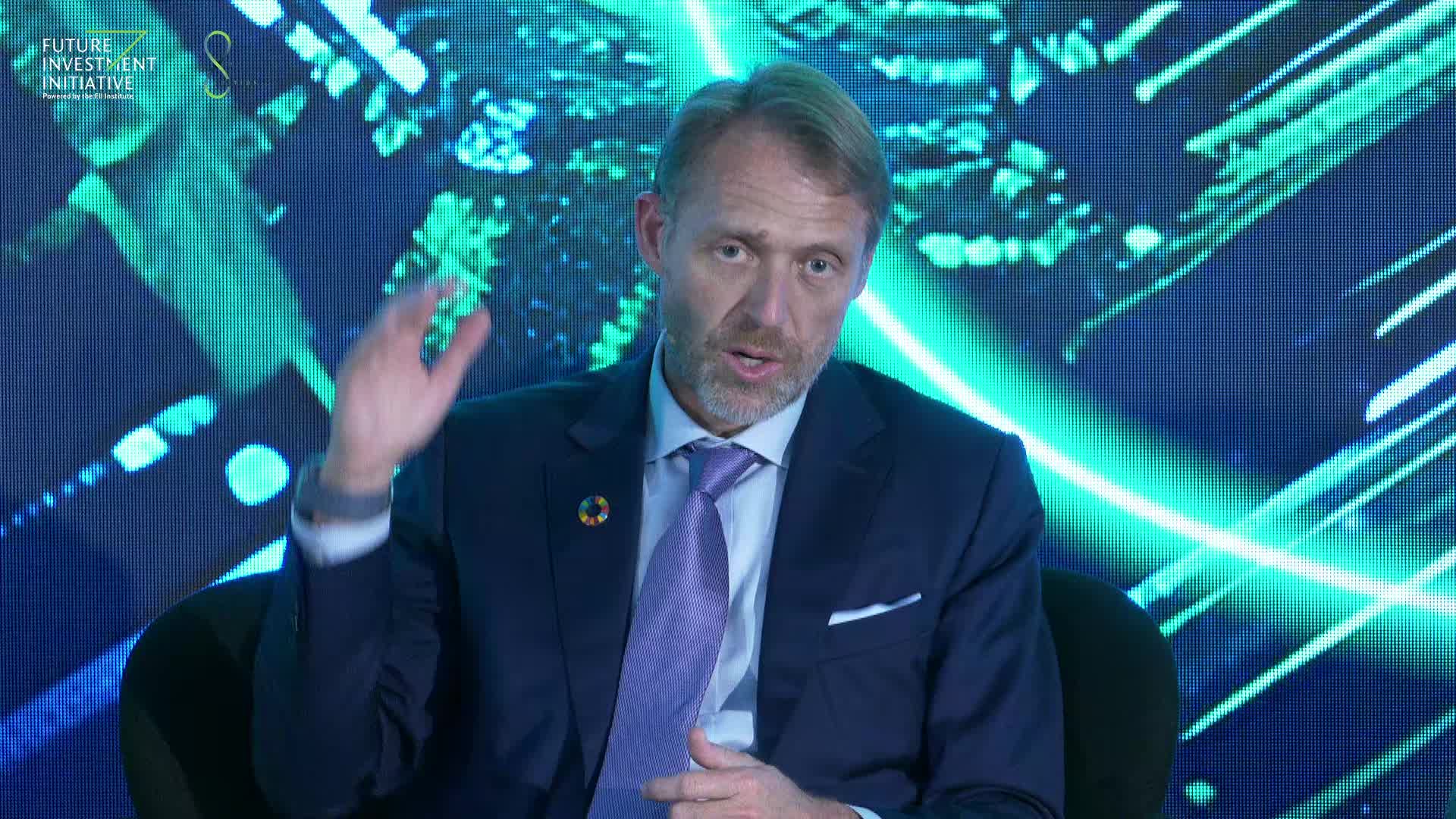 WHAT WILL GLOBALIZE INNOVATIVE MOBILITY?
