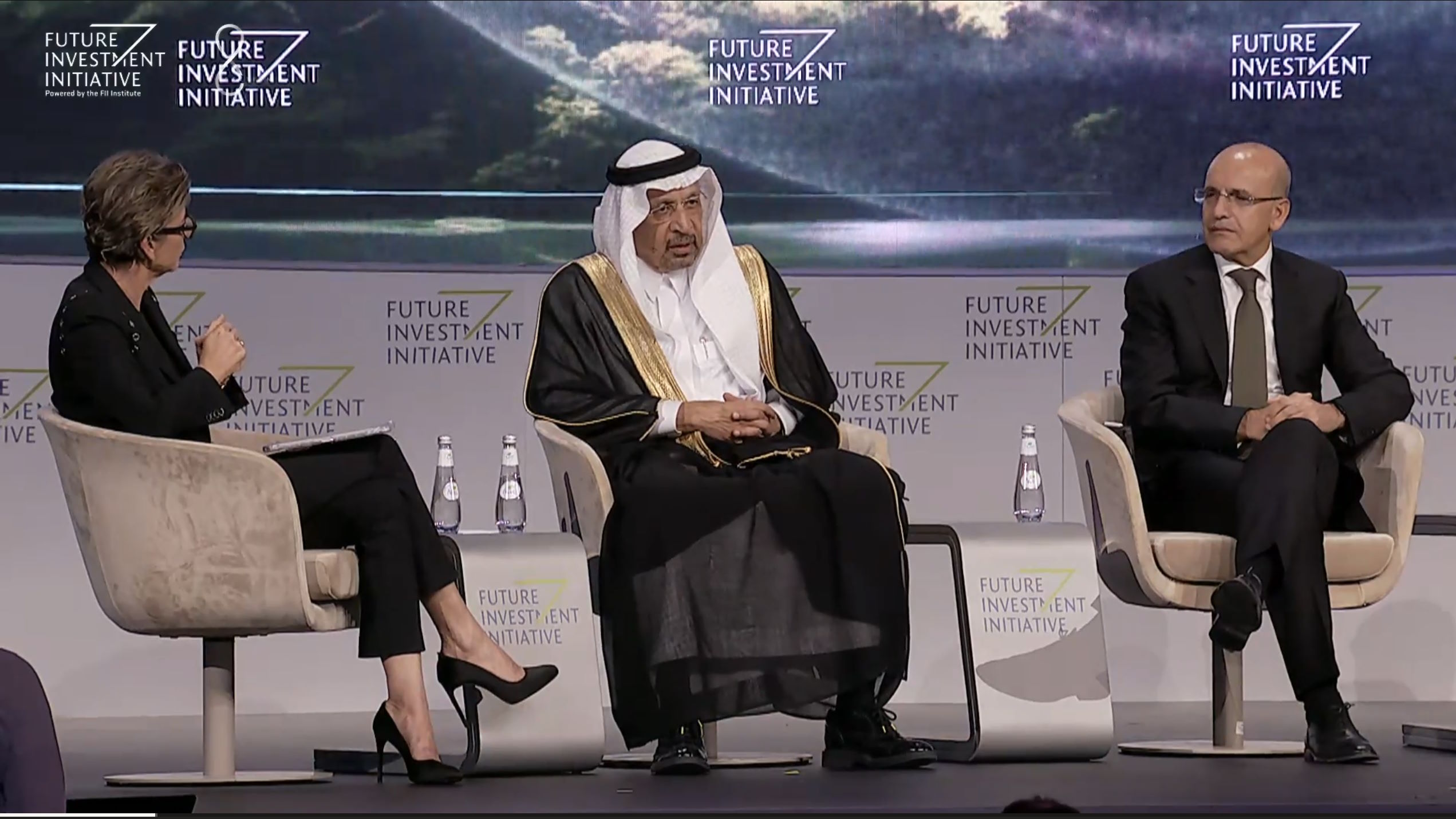 BOARD OF POLICYMAKERS: CAN LEADERS DELIVER OPTIMISM OVER CAUTION?