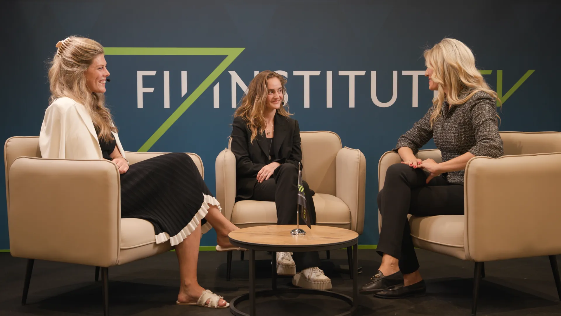 The Debate - Elsa Hyland &amp; Azzi Agnelli
