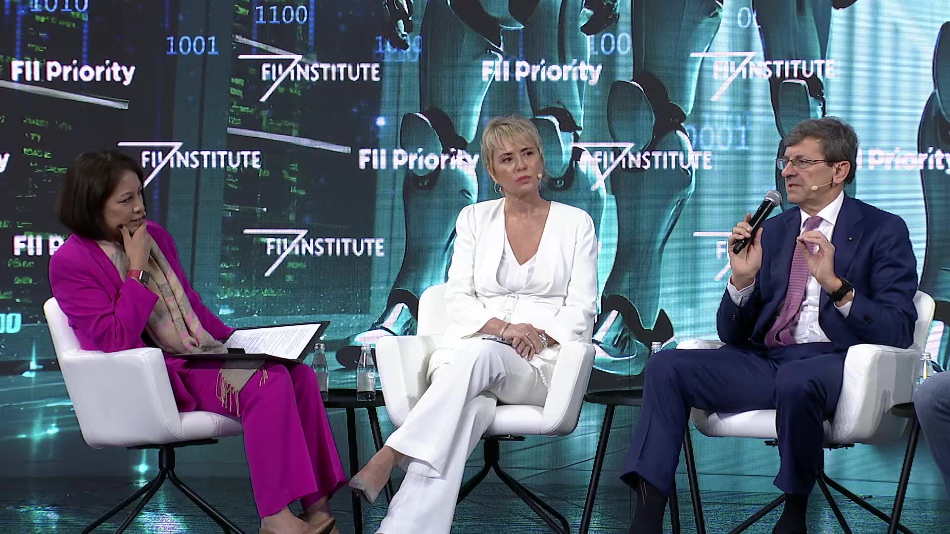 WILL TECH COMPANIES BE MORE POWERFUL THAN GOVERNMENTS?