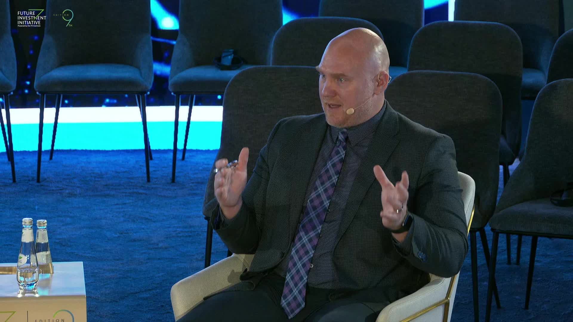 EQUITY OVER ENDORSEMENTS: HOW TO BACK INFLUENCE-DRIVEN VENTURES