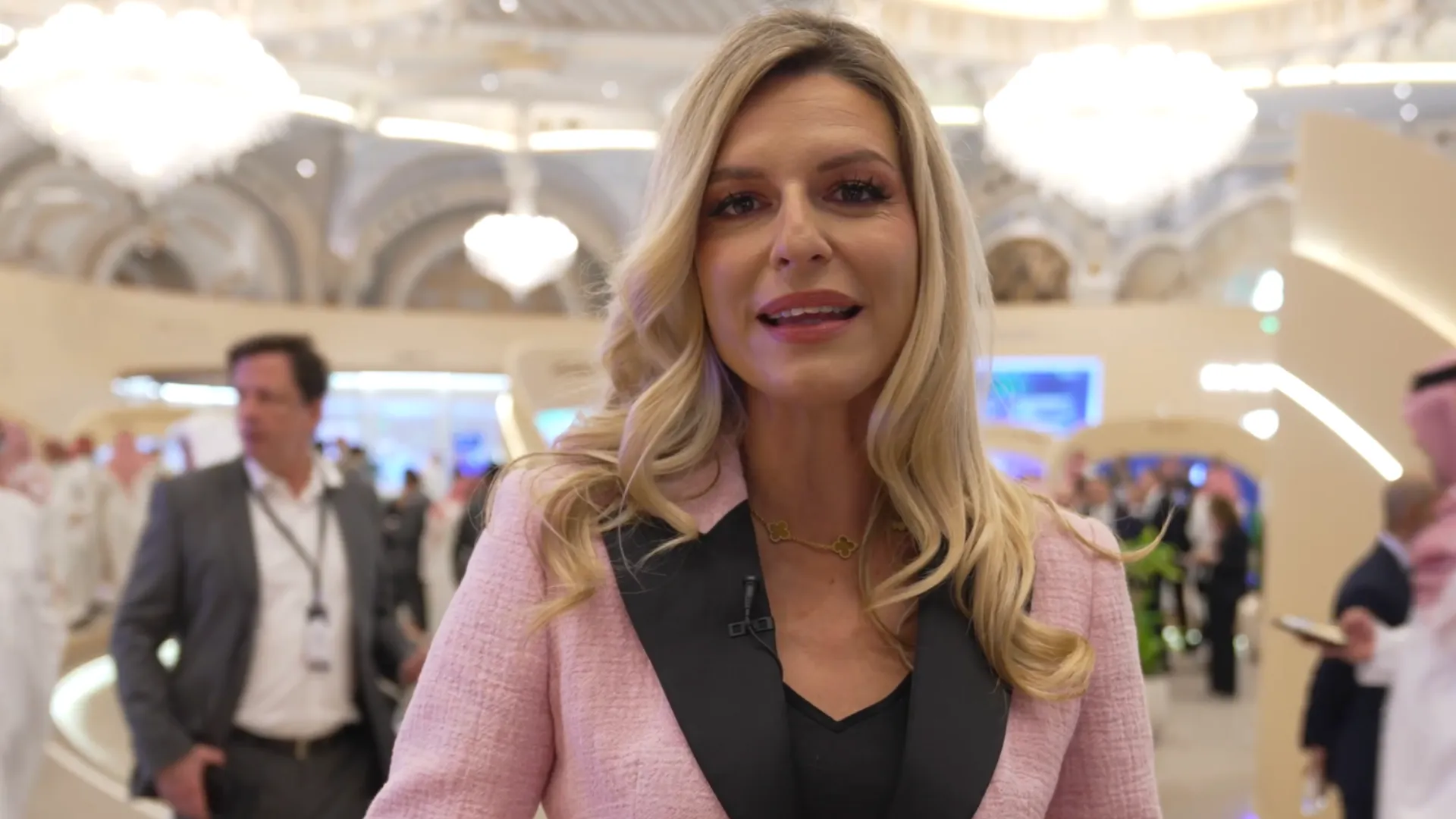 Round-Up - Day 2 Highlight